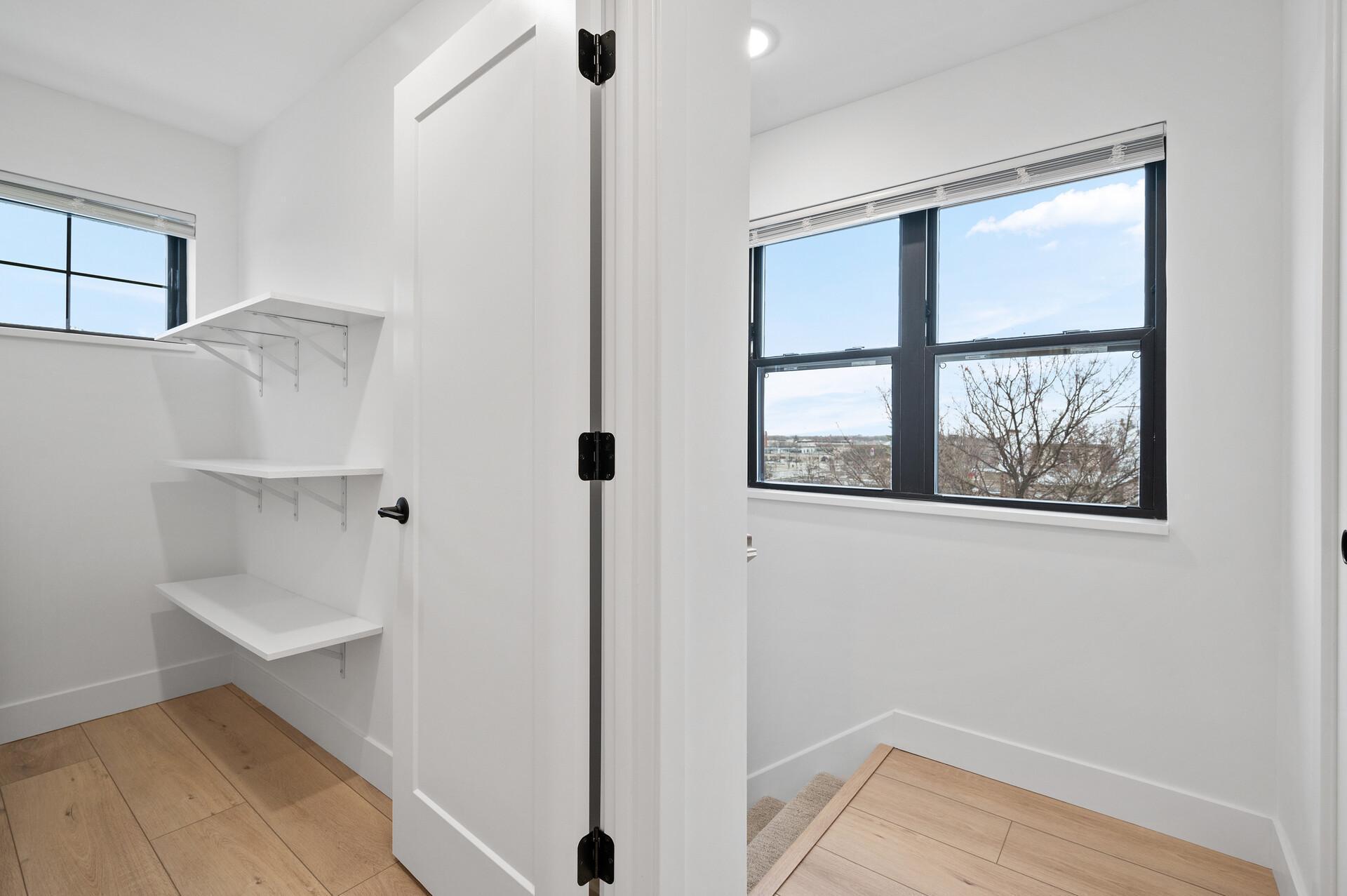 1820 Mckinley Street NE