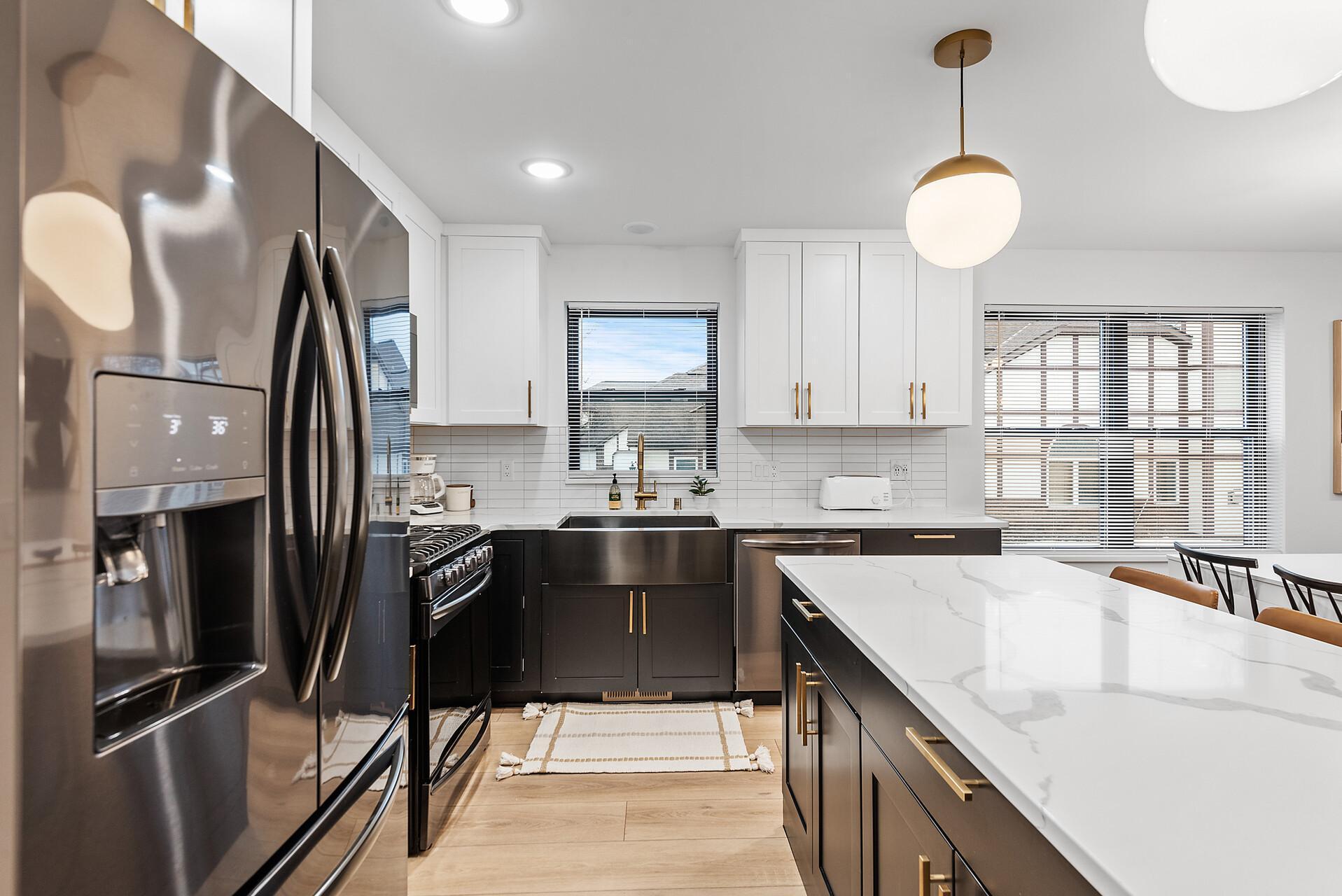 1820 Mckinley Street NE