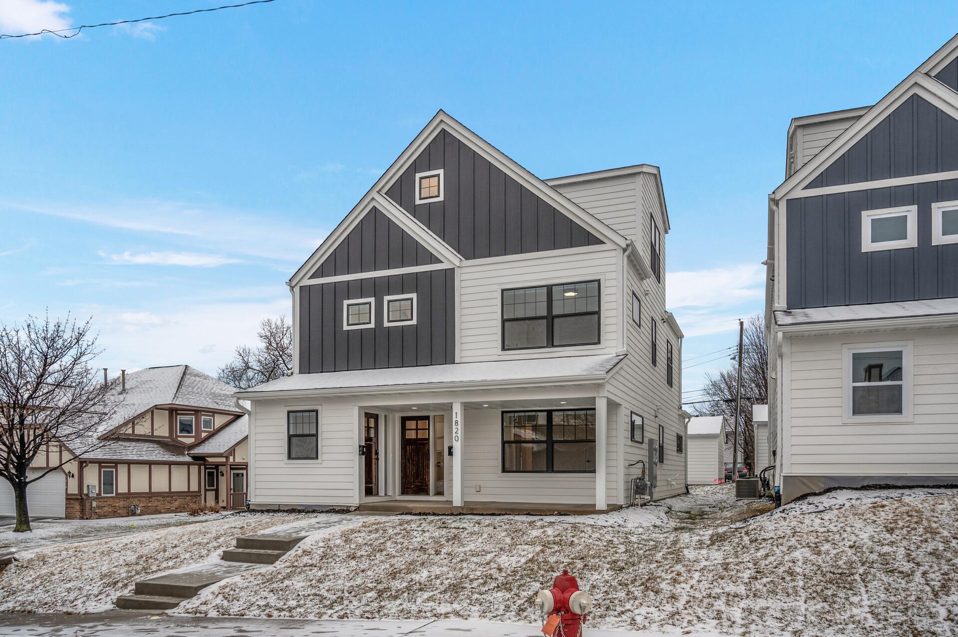 1820 Mckinley Street NE