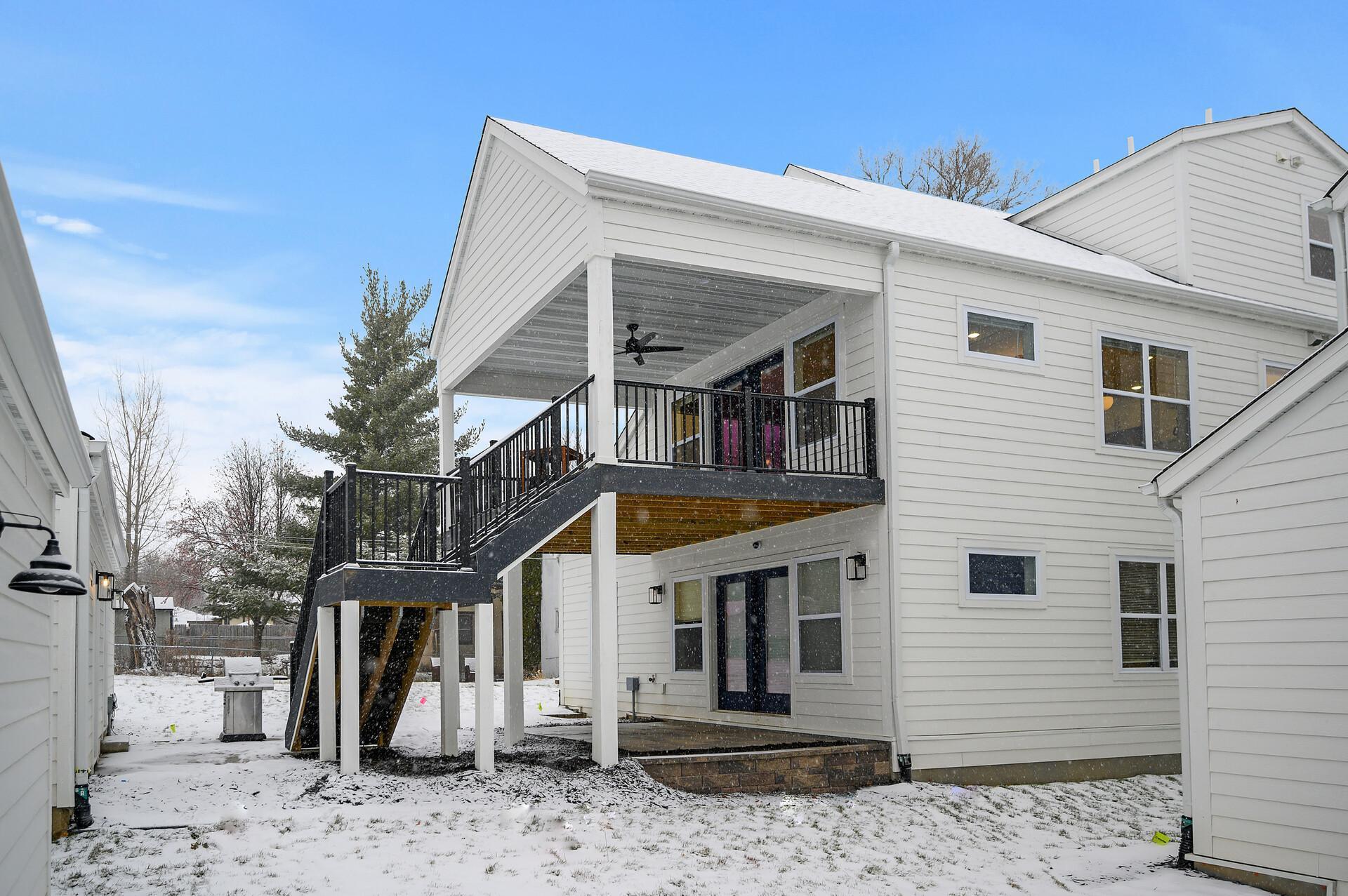 1830 Mckinley Street NE