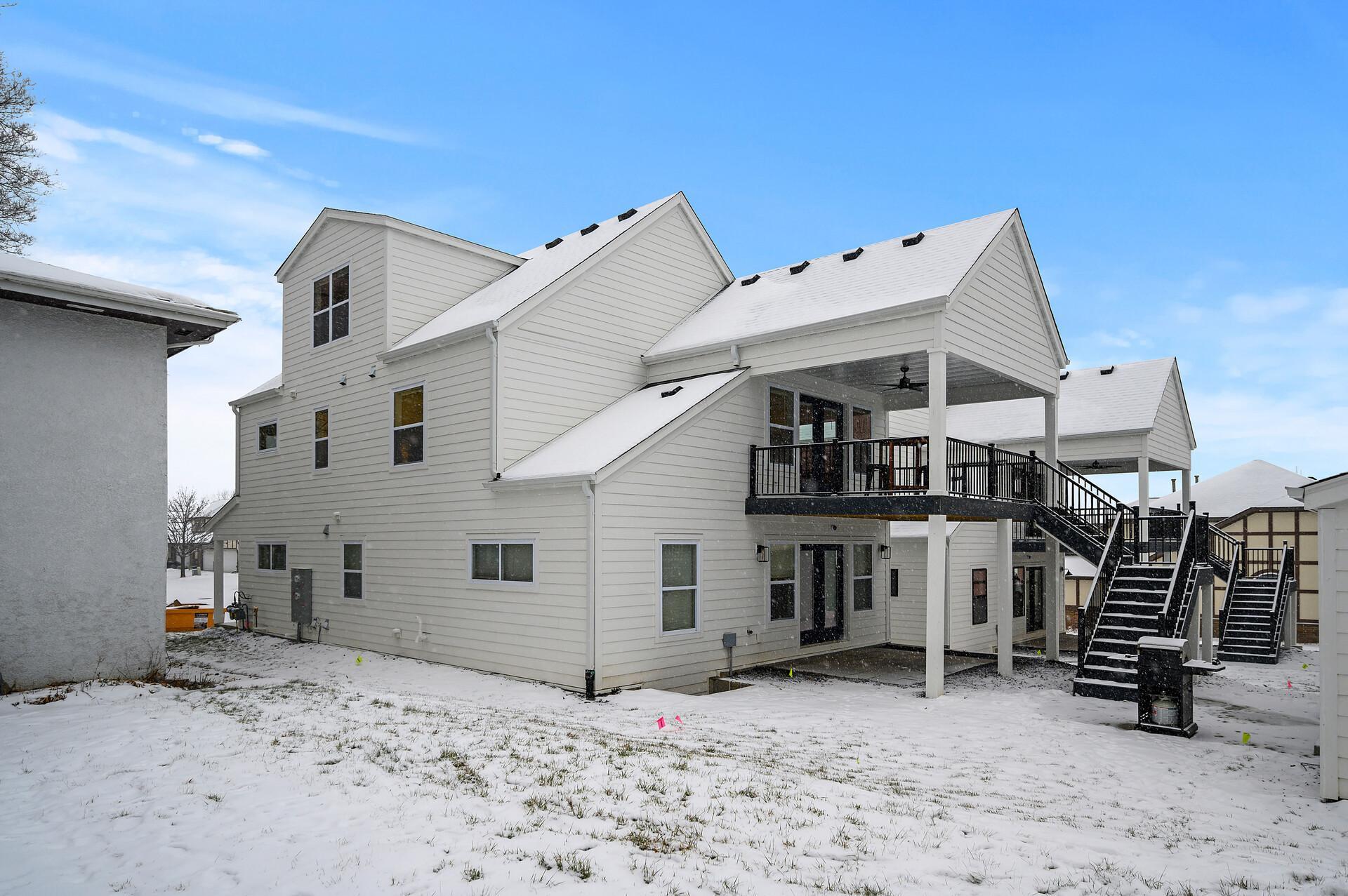 1830 Mckinley Street NE