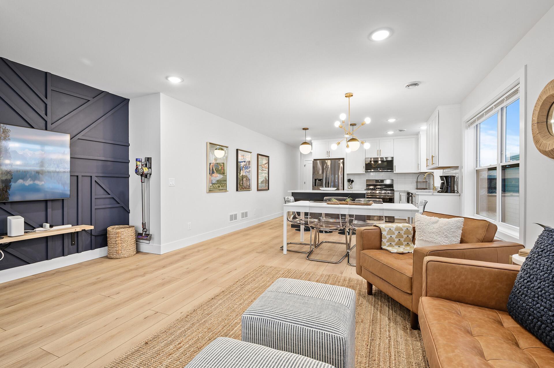 1830 Mckinley Street NE