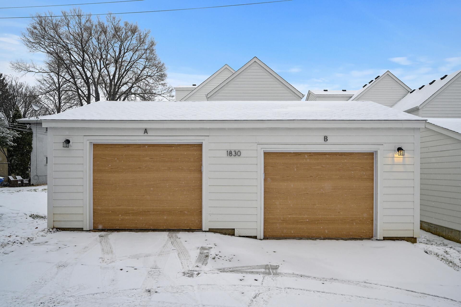 1830 Mckinley Street NE