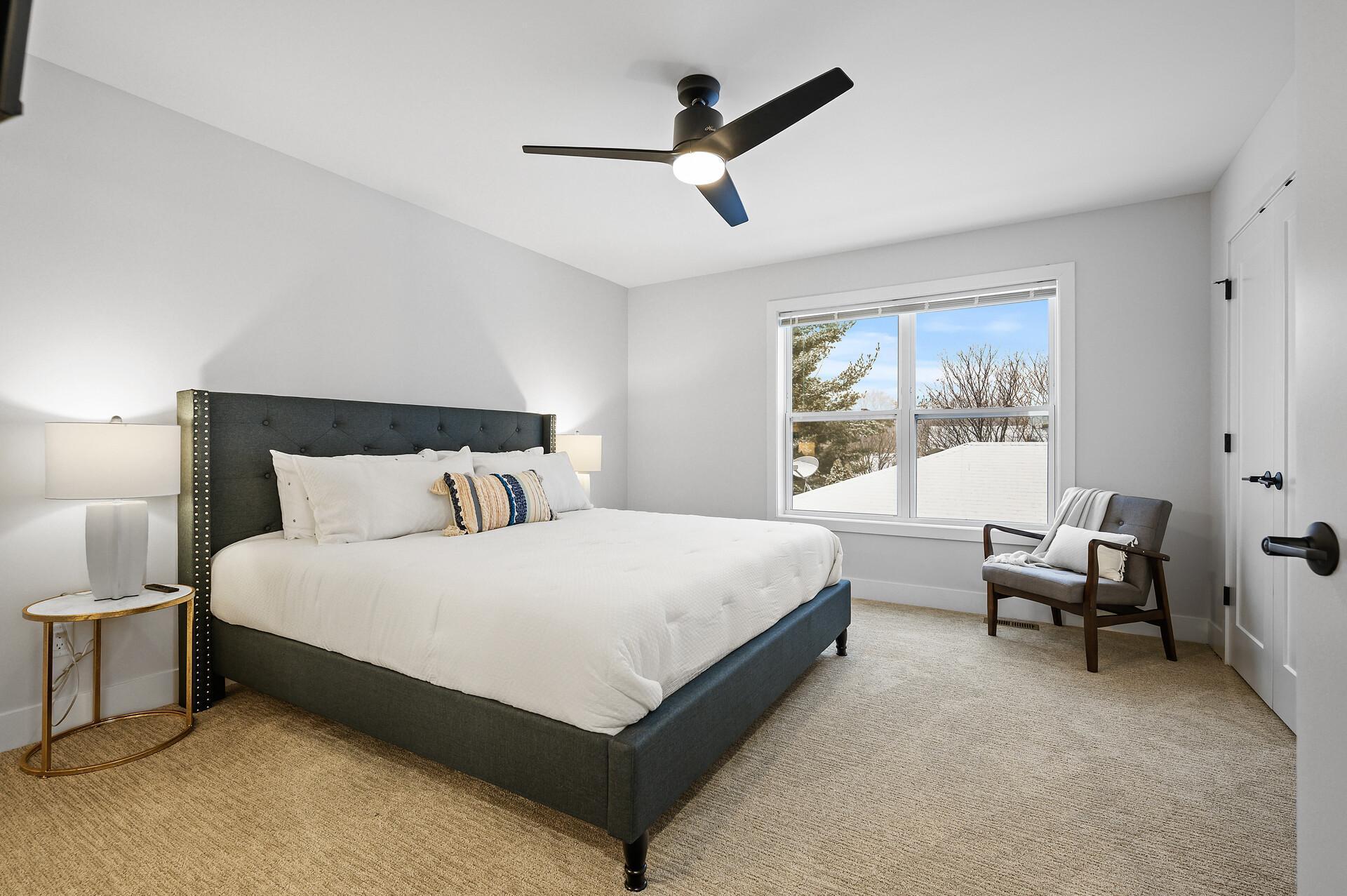 1830 Mckinley Street NE