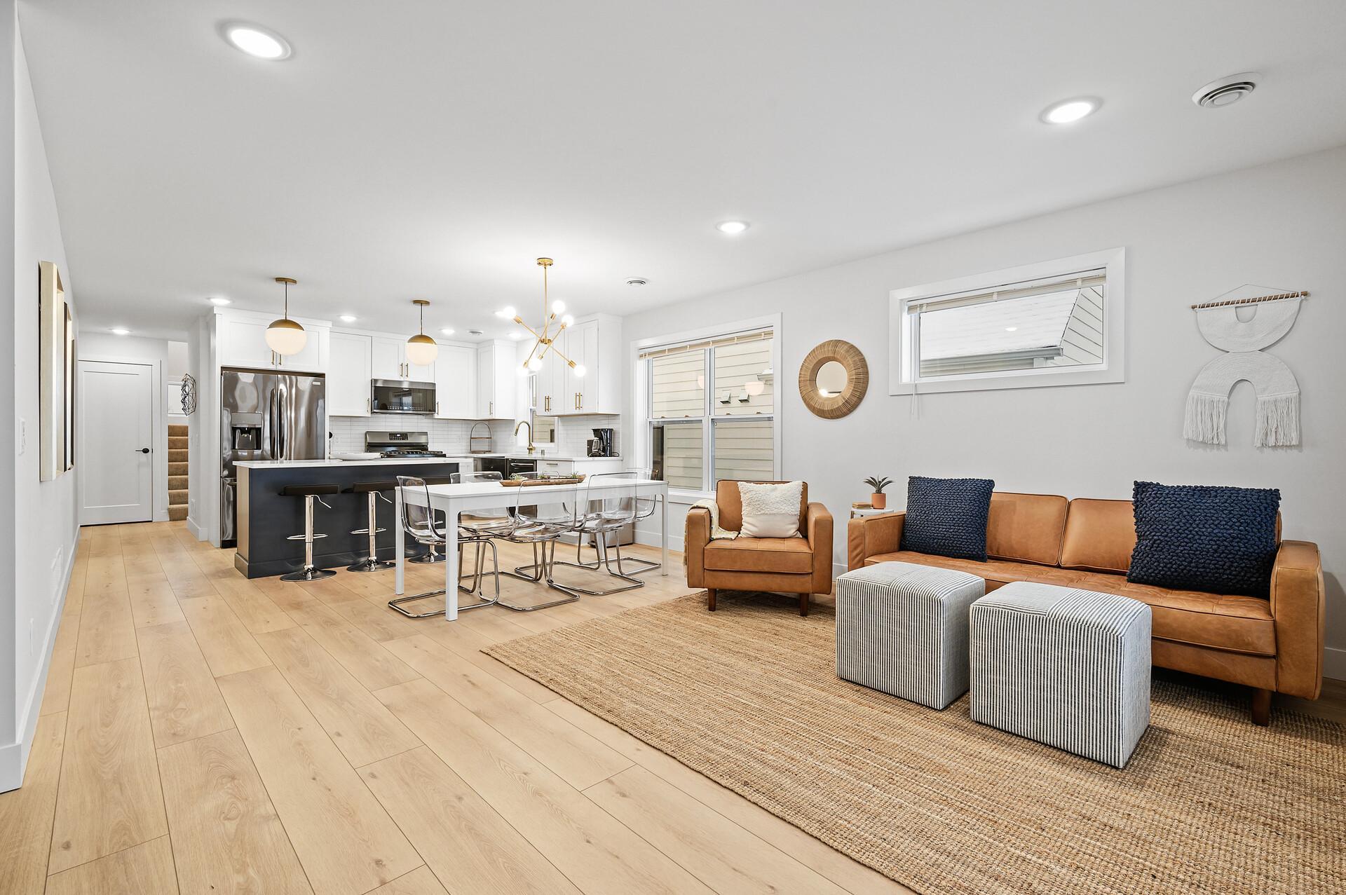 1830 Mckinley Street NE