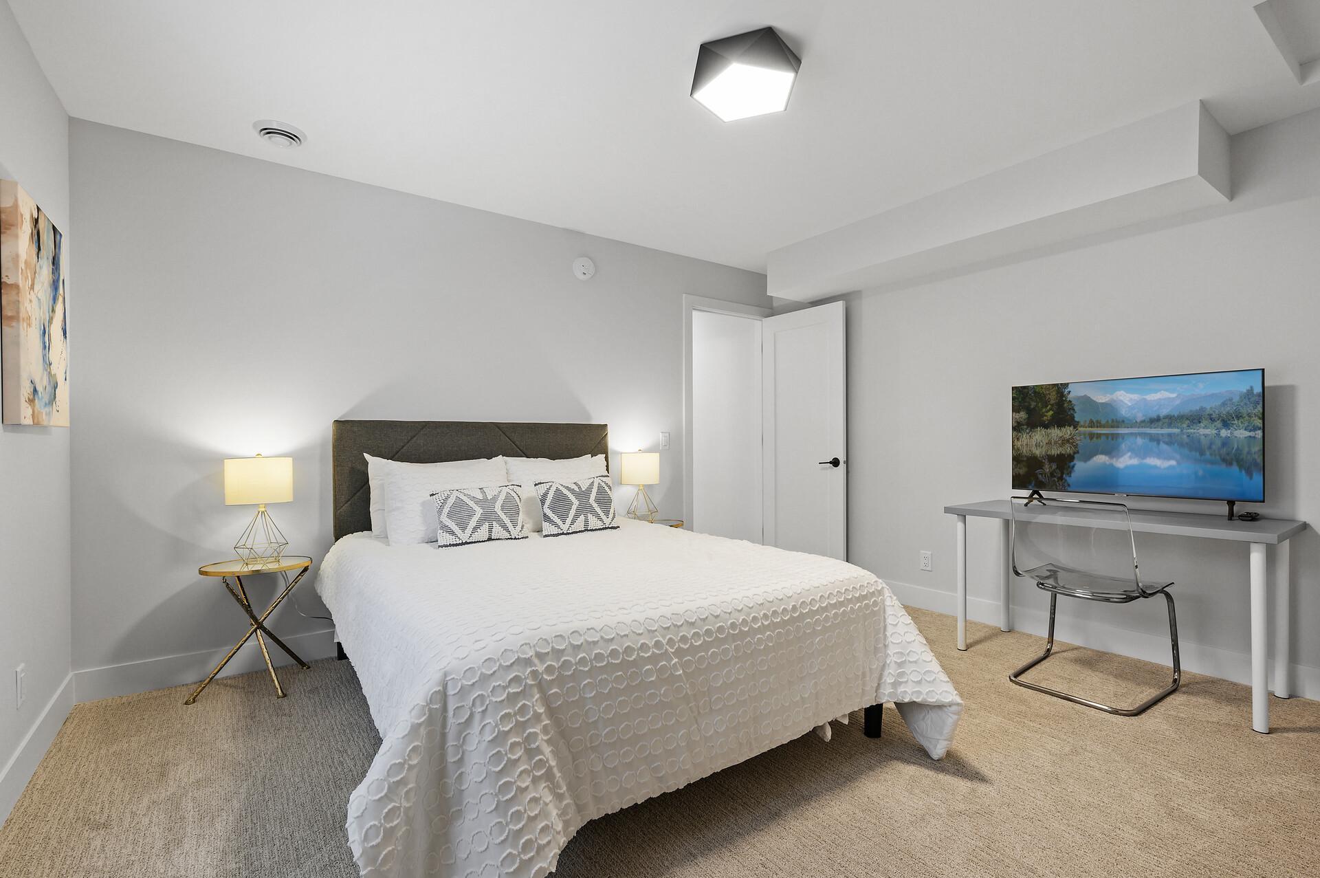 1830 Mckinley Street NE