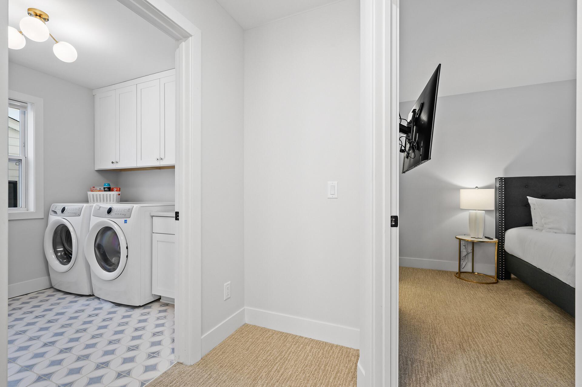 1830 Mckinley Street NE