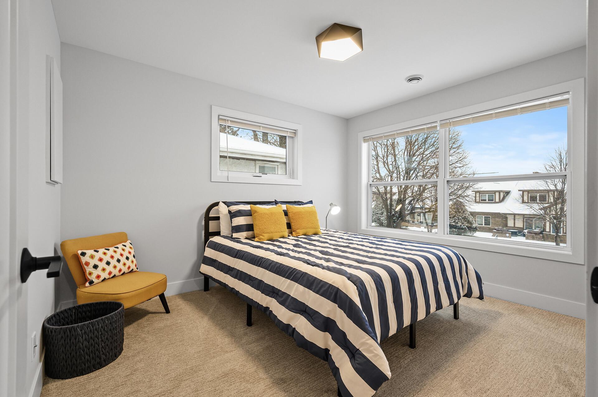 1830 Mckinley Street NE