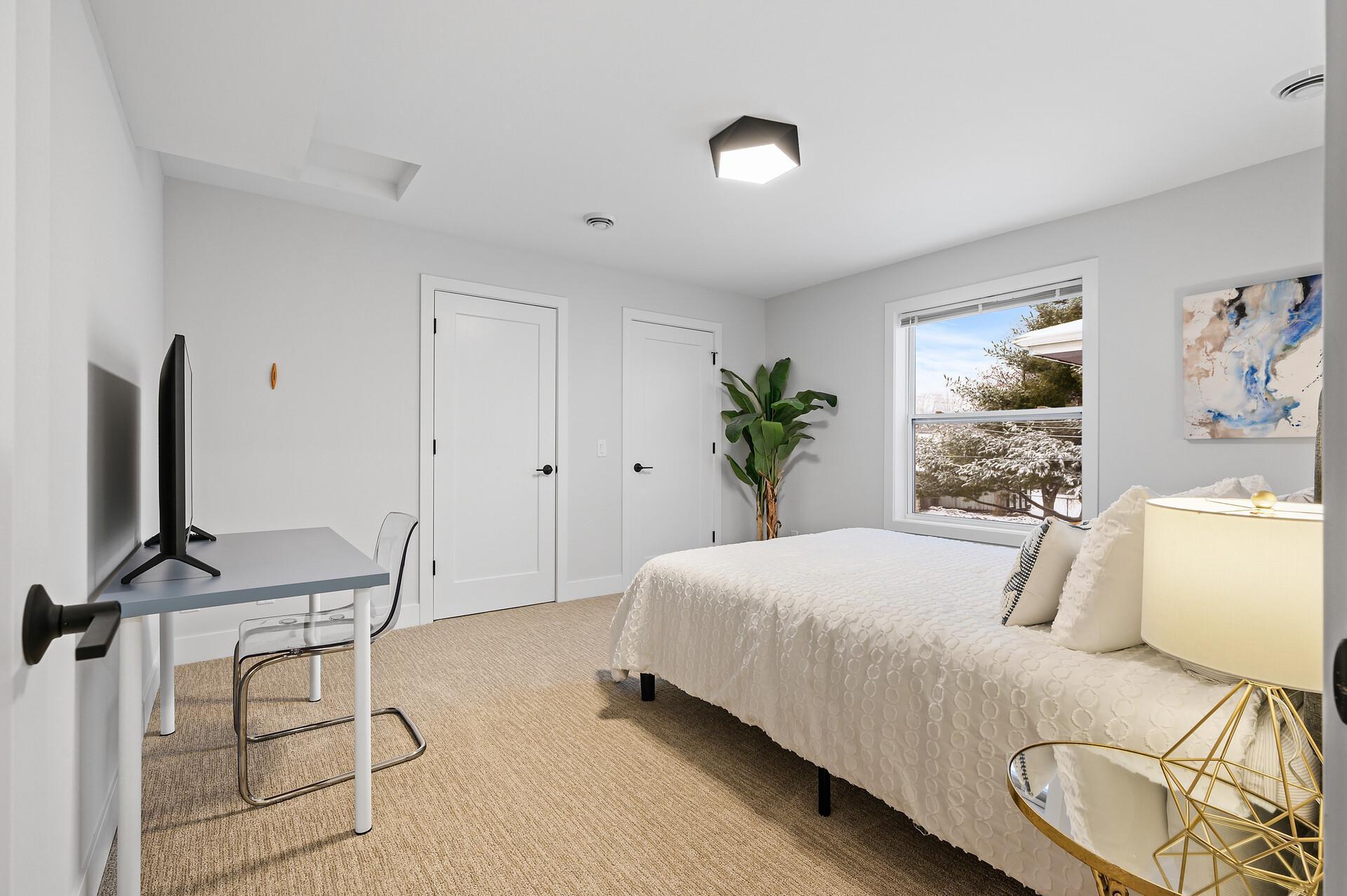 1830 Mckinley Street NE