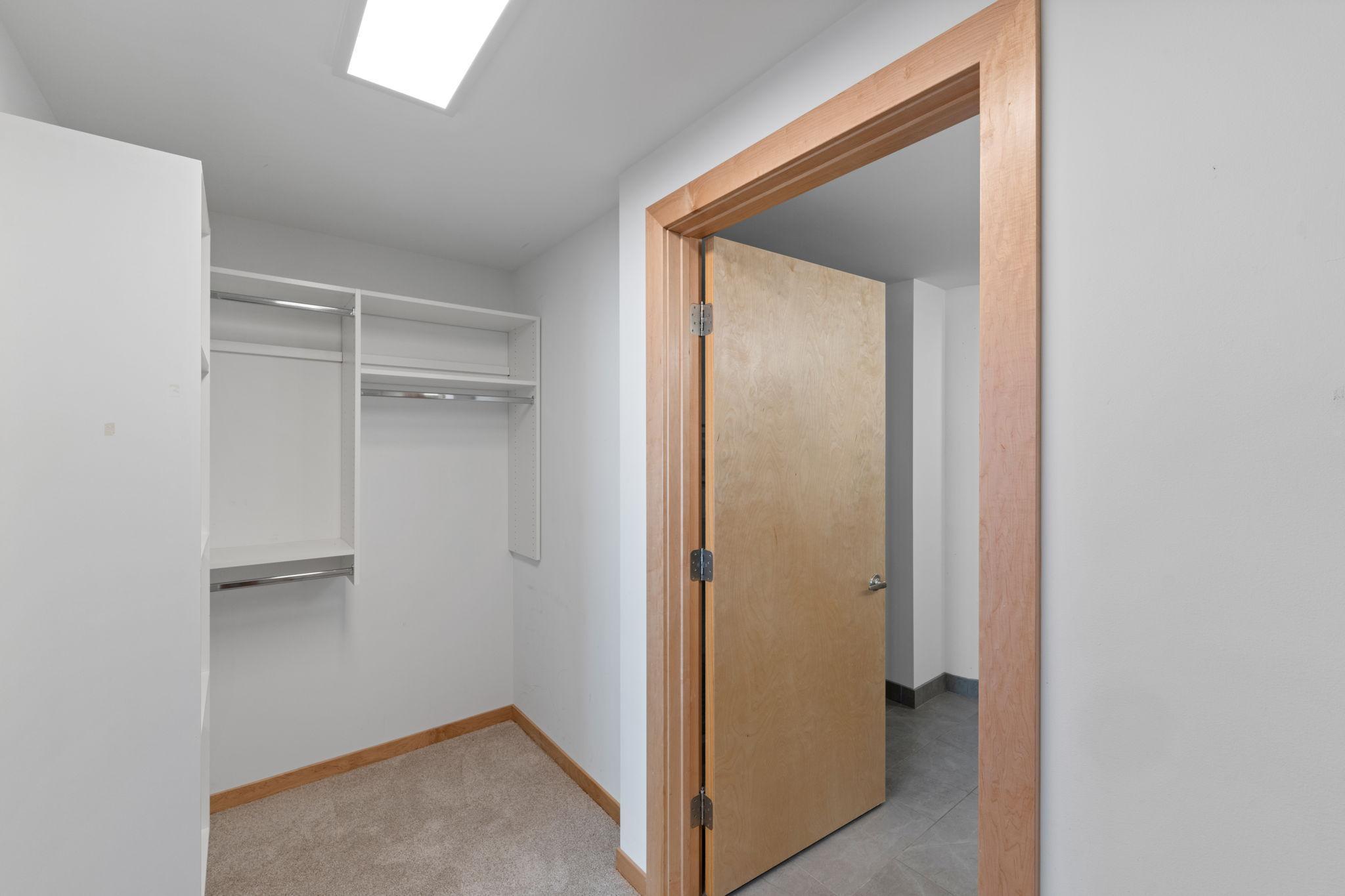 1240 S 2nd Street Unit: 922