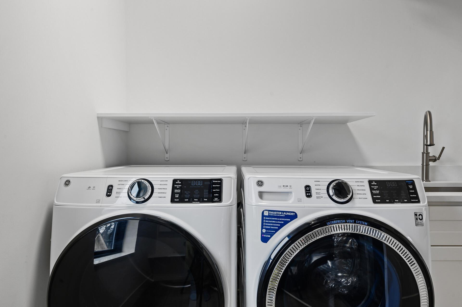 2318 Johnson Street NE Unit: 201