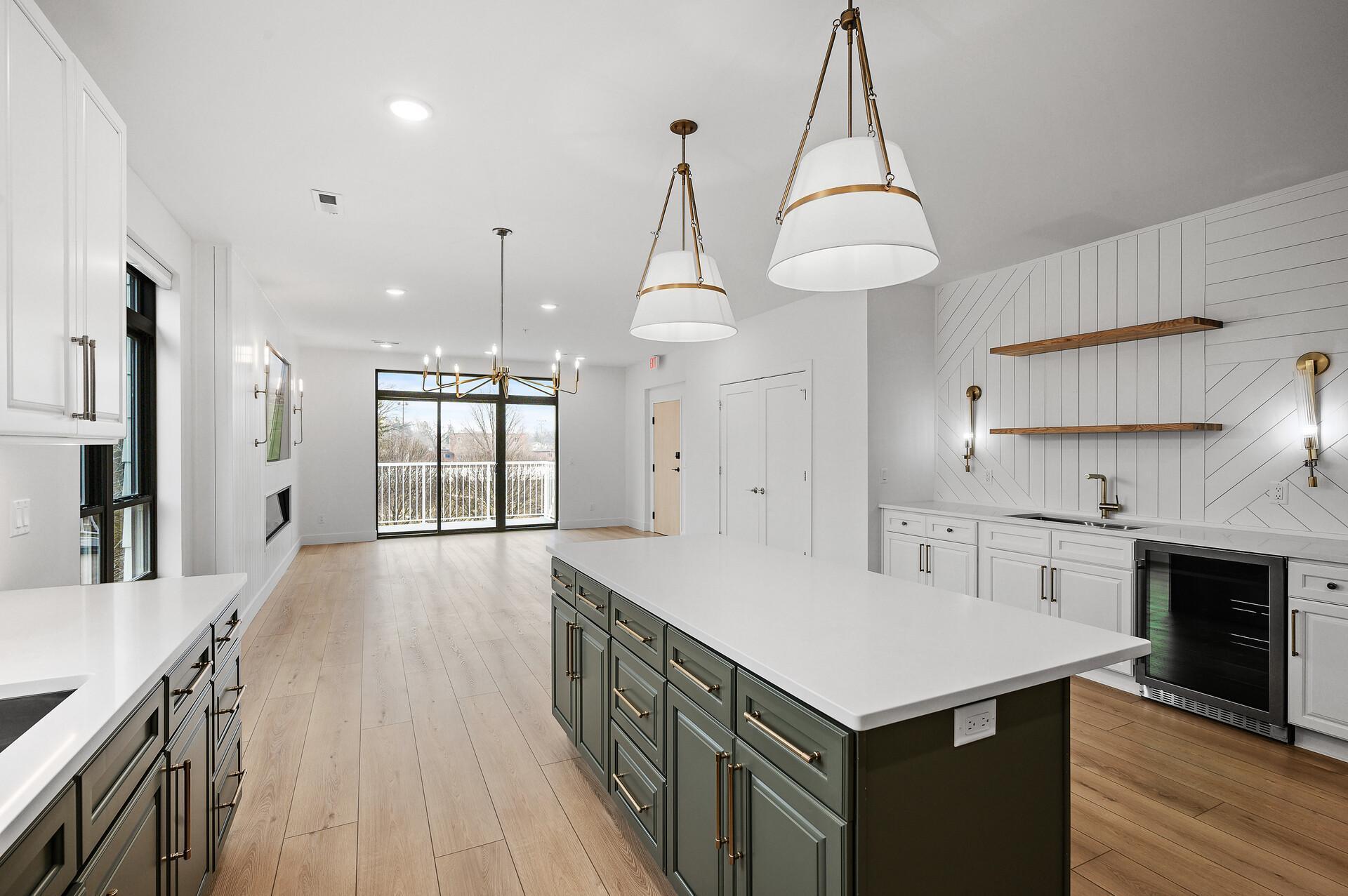 2318 Johnson Street NE Unit: 201