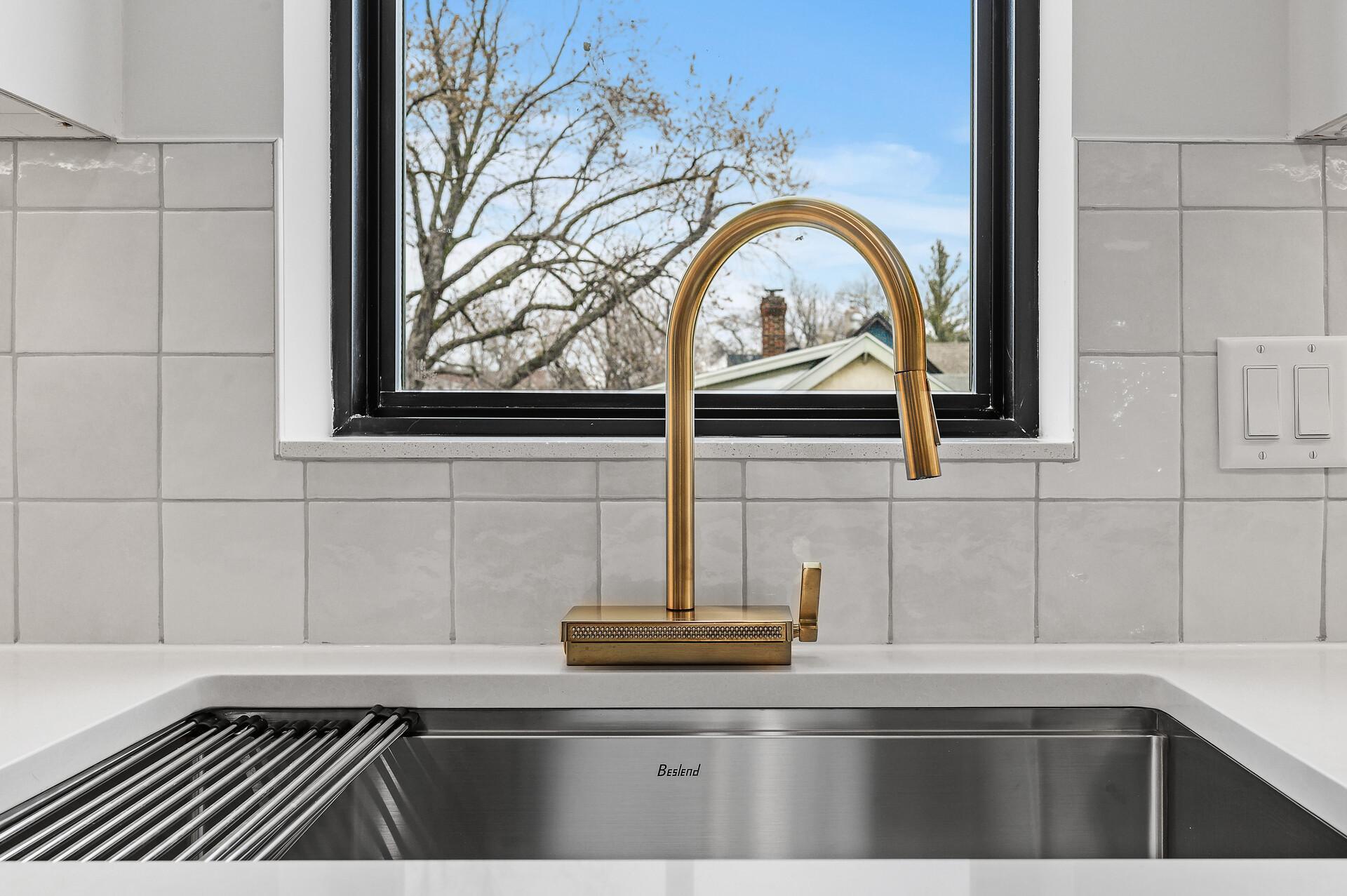 2318 Johnson Street NE Unit: 201