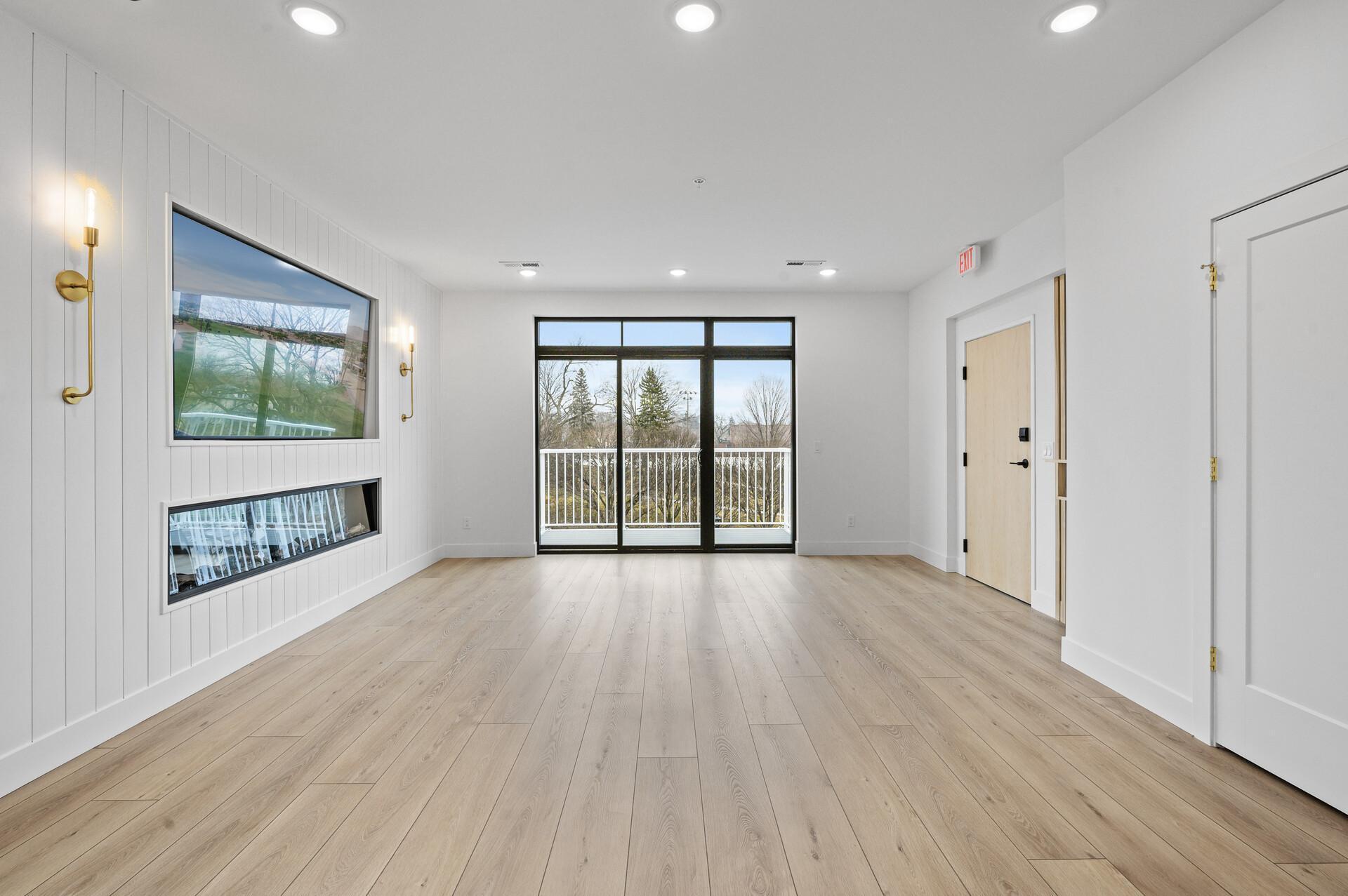 2318 Johnson Street NE Unit: 201