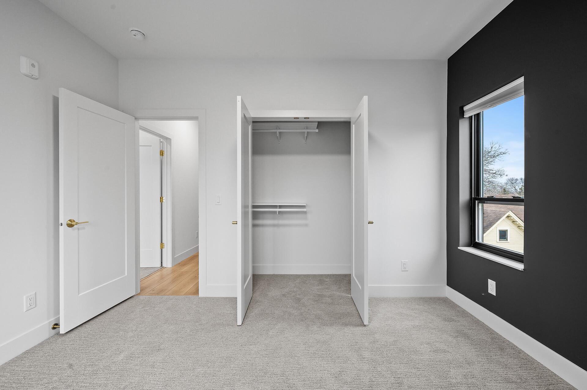 2318 Johnson Street NE Unit: 201