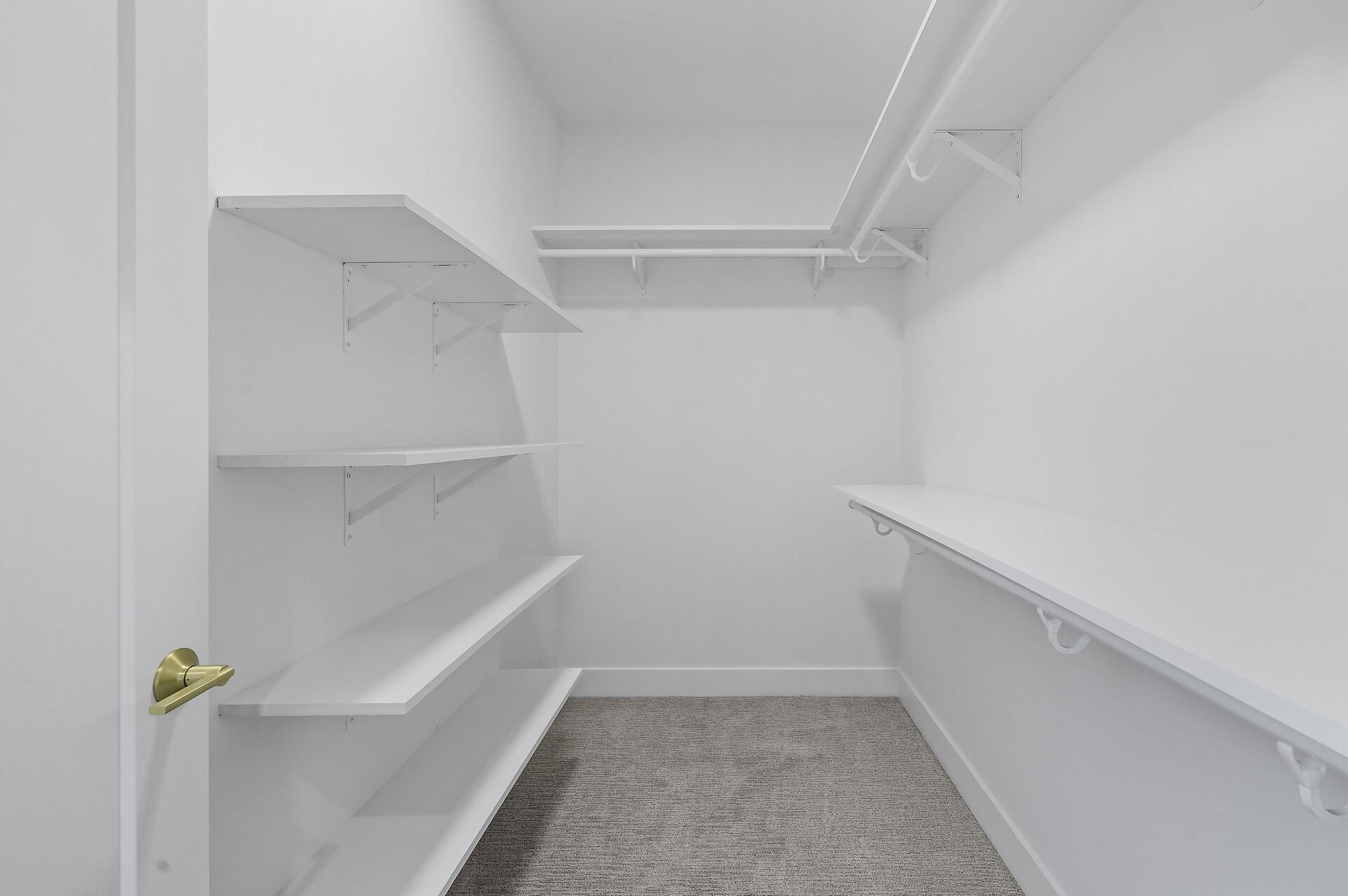 2318 Johnson Street NE Unit: 201