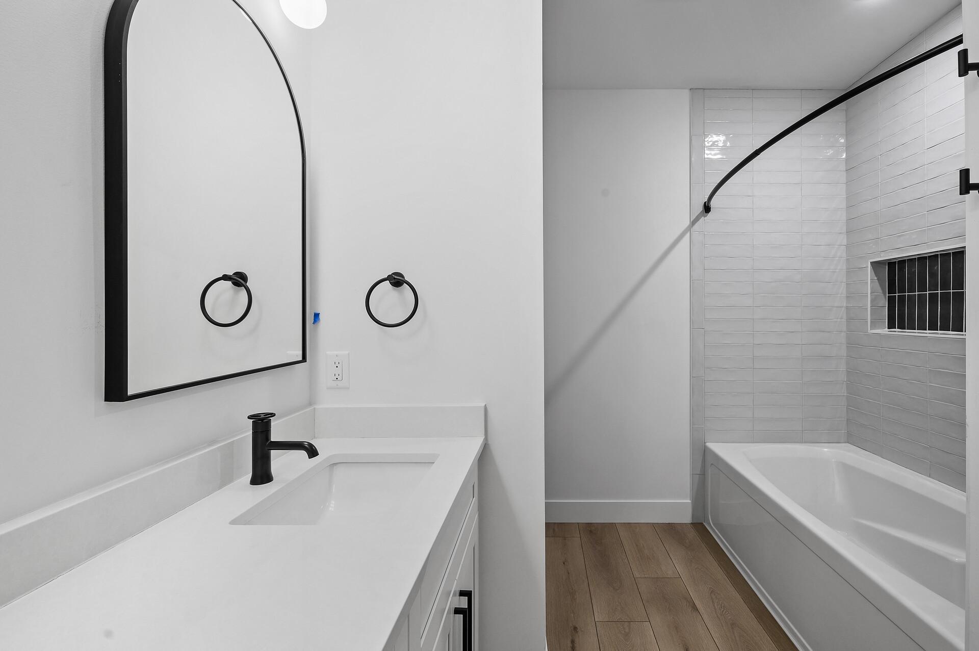 2318 Johnson Street NE Unit: 201