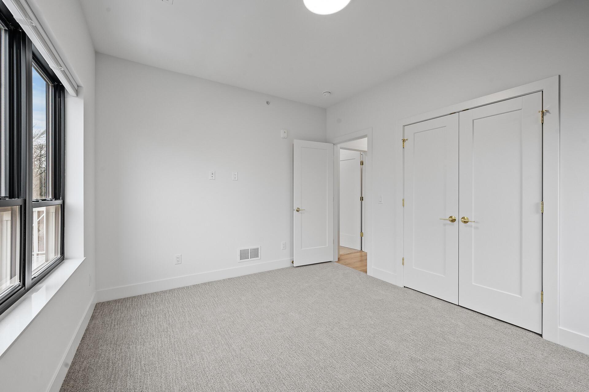 2318 Johnson Street NE Unit: 201