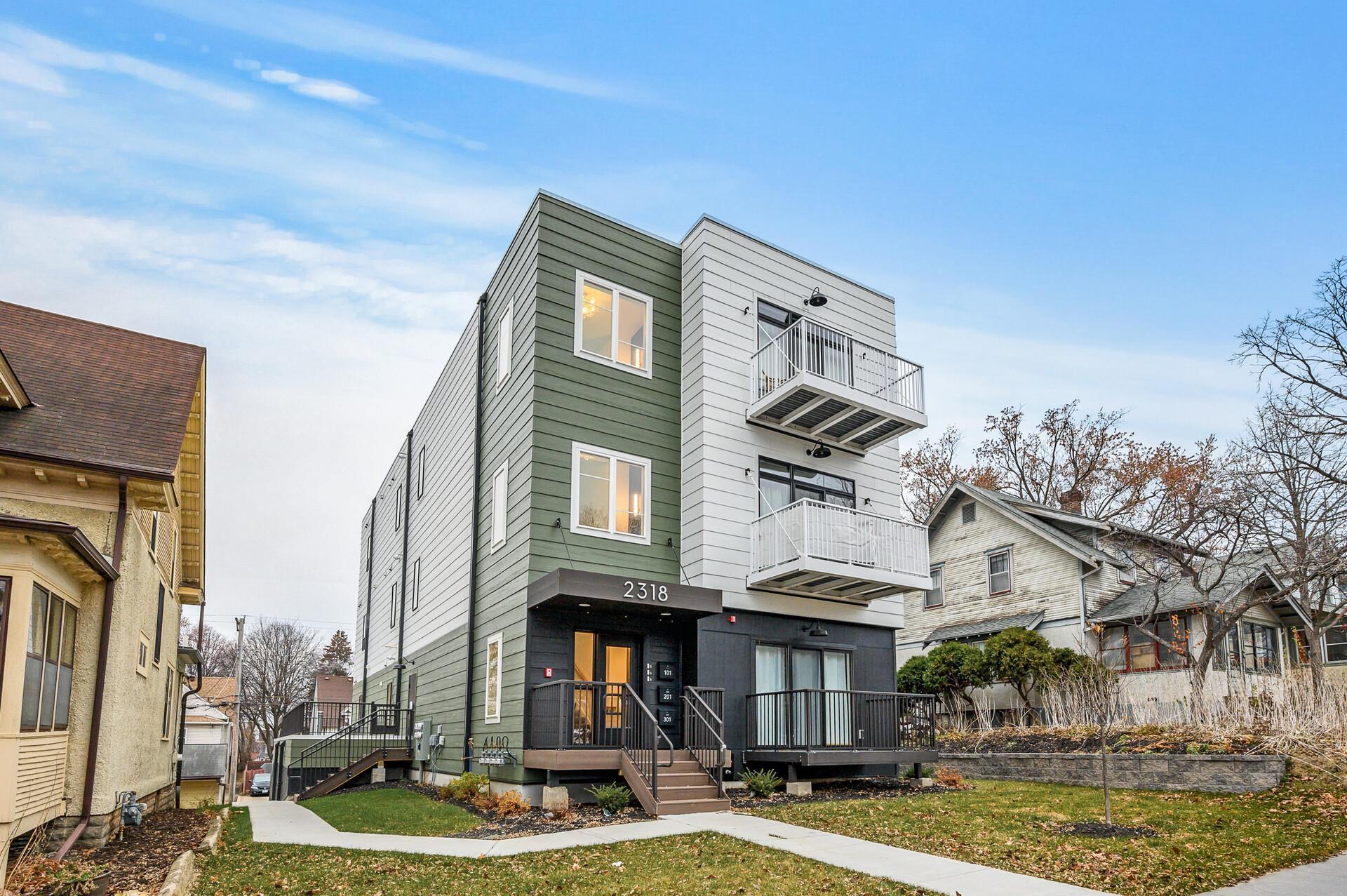 2318 Johnson Street NE Unit: 201