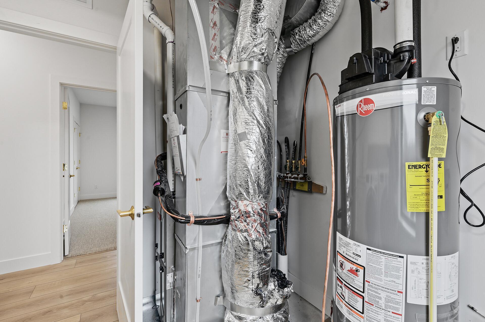 2318 Johnson Street NE Unit: 201