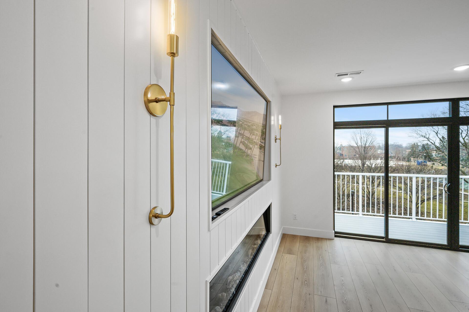 2318 Johnson Street NE Unit: 201