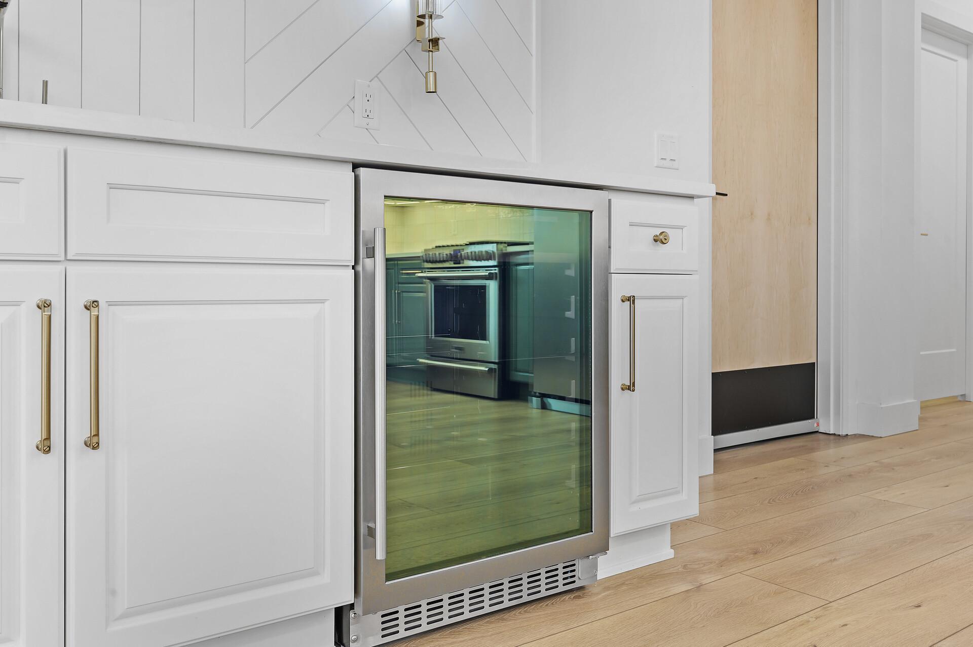 2318 Johnson Street NE Unit: 201