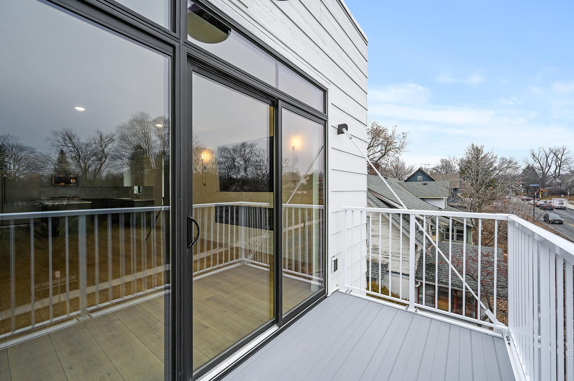 2318 Johnson Street NE Unit: 201