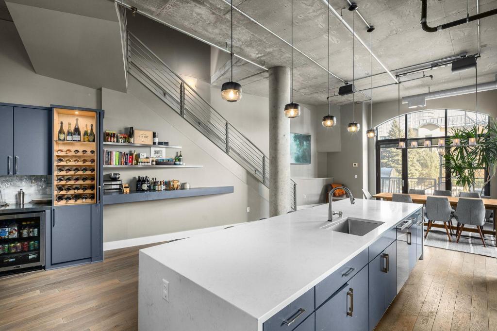 100 2nd Street NE Unit: A110