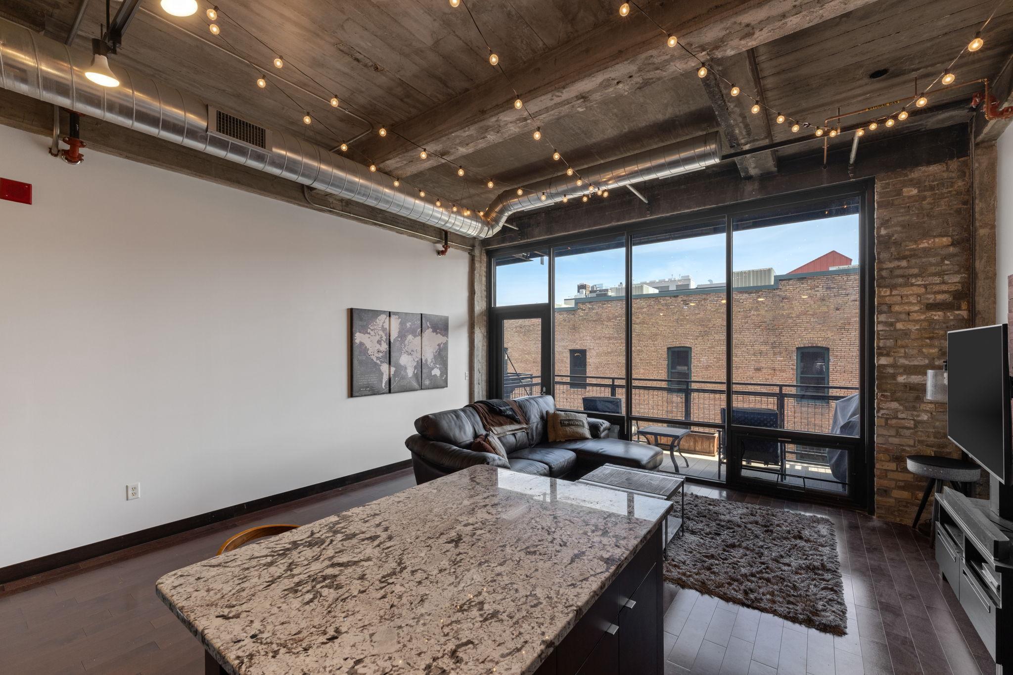 618 Washington Avenue N Unit: 502