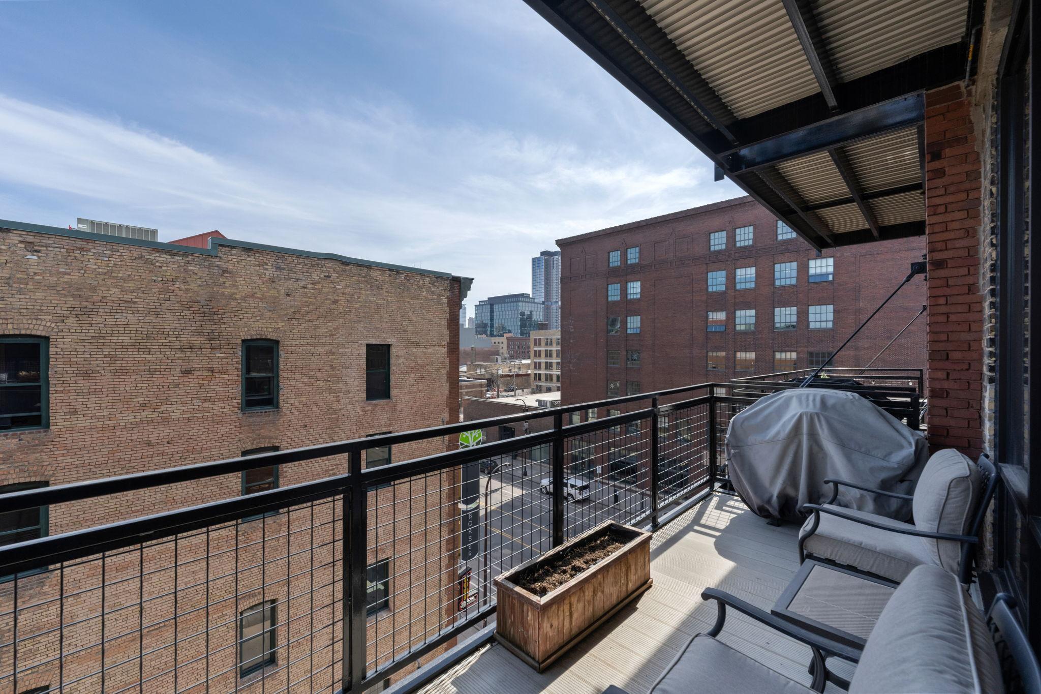 618 Washington Avenue N Unit: 502
