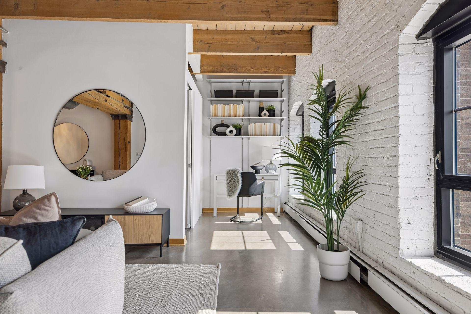 404 Washington Avenue N Unit: 307