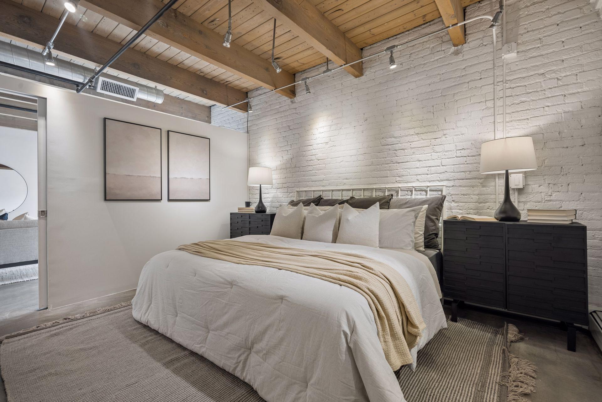 404 Washington Avenue N Unit: 307