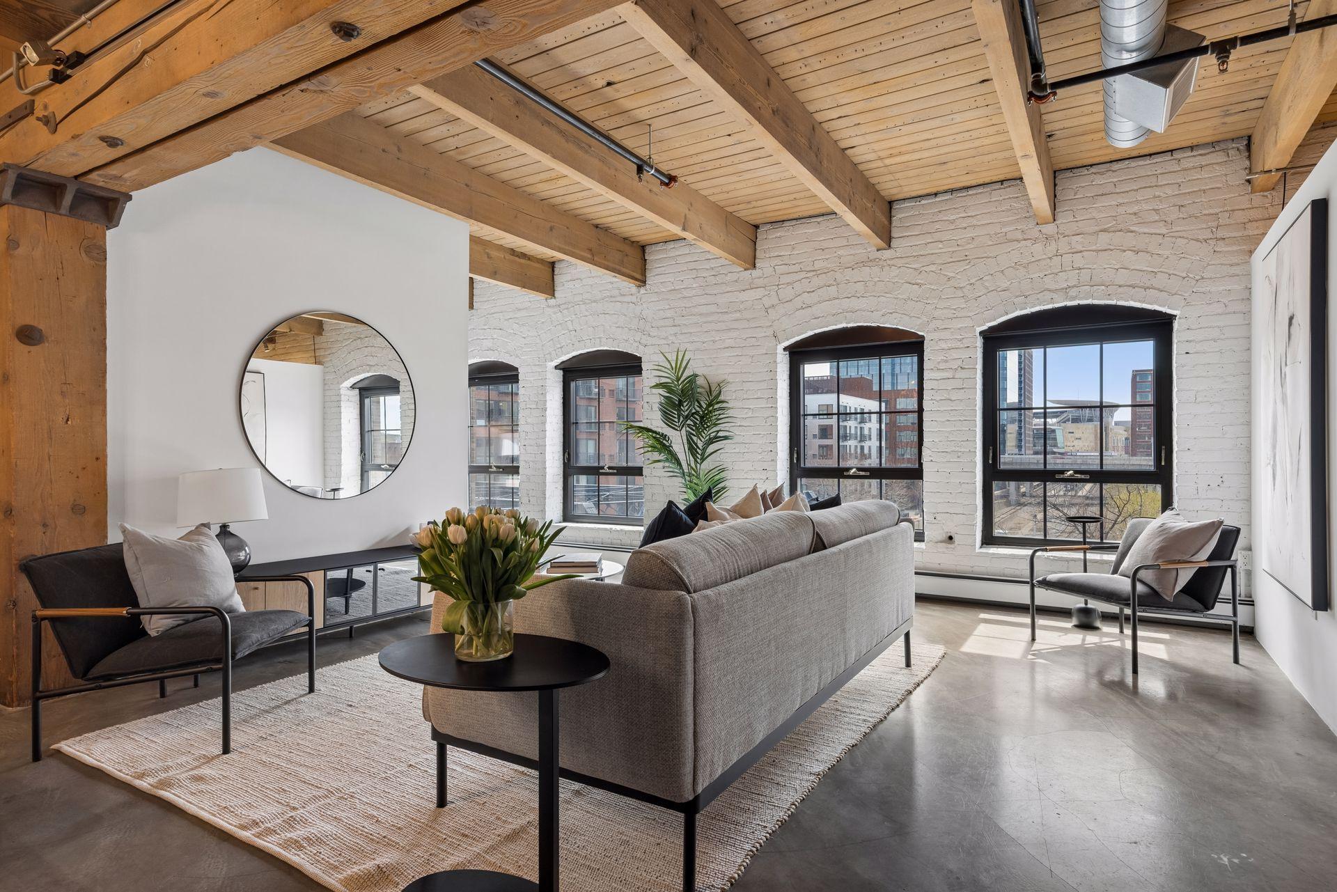 404 Washington Avenue N Unit: 307