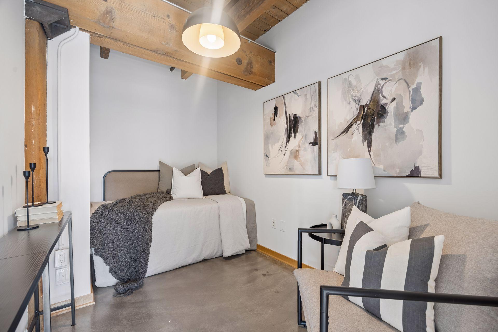 404 Washington Avenue N Unit: 307