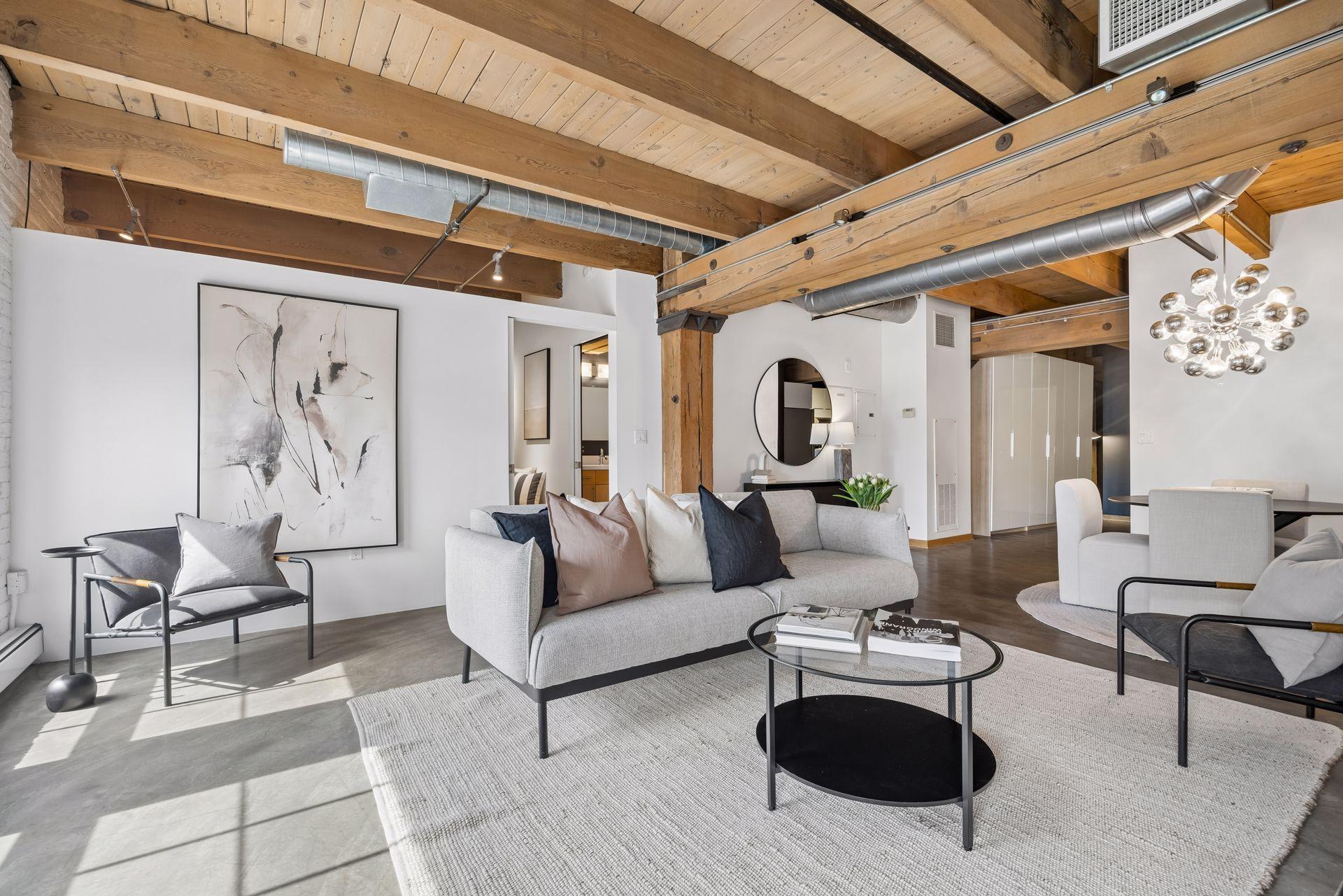 404 Washington Avenue N Unit: 307