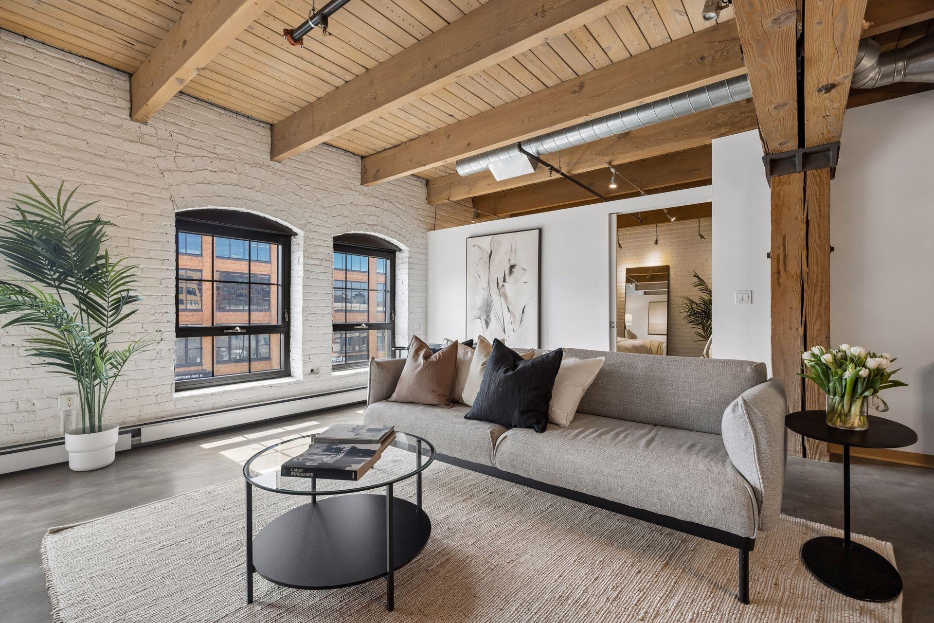 404 Washington Avenue N Unit: 307
