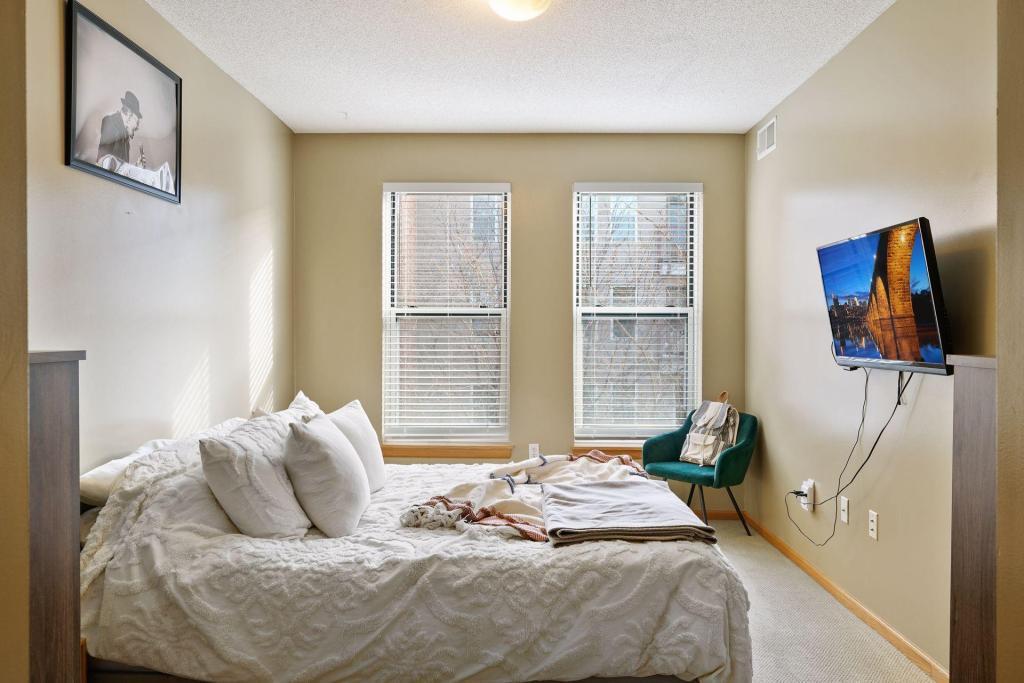 660 N 2nd Street Unit: 301