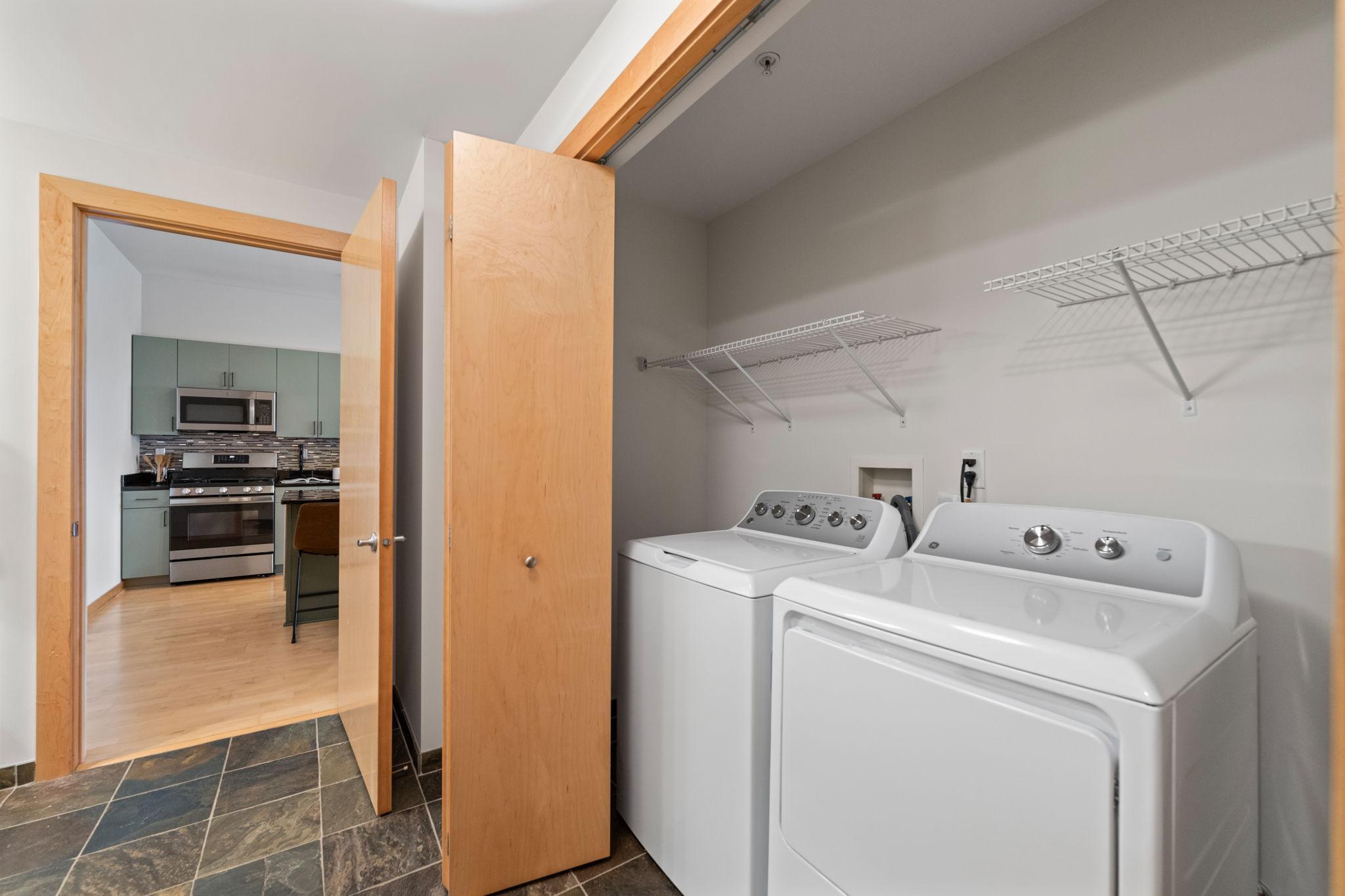 212 N 1st Street Unit: 409