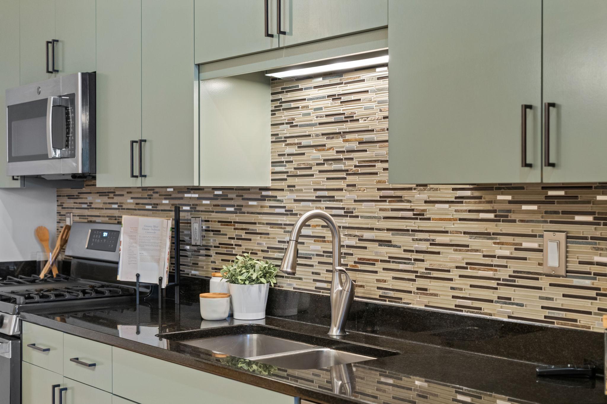 212 N 1st Street Unit: 409