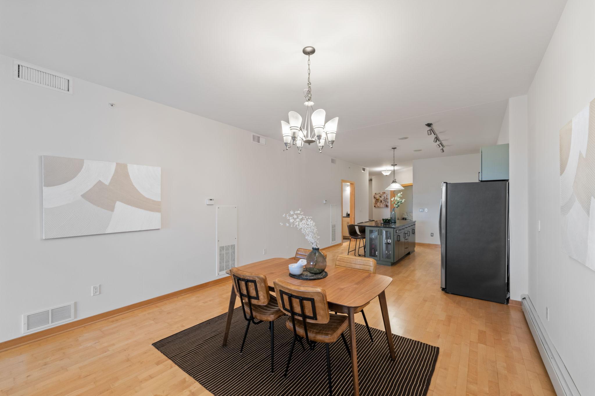 212 N 1st Street Unit: 409