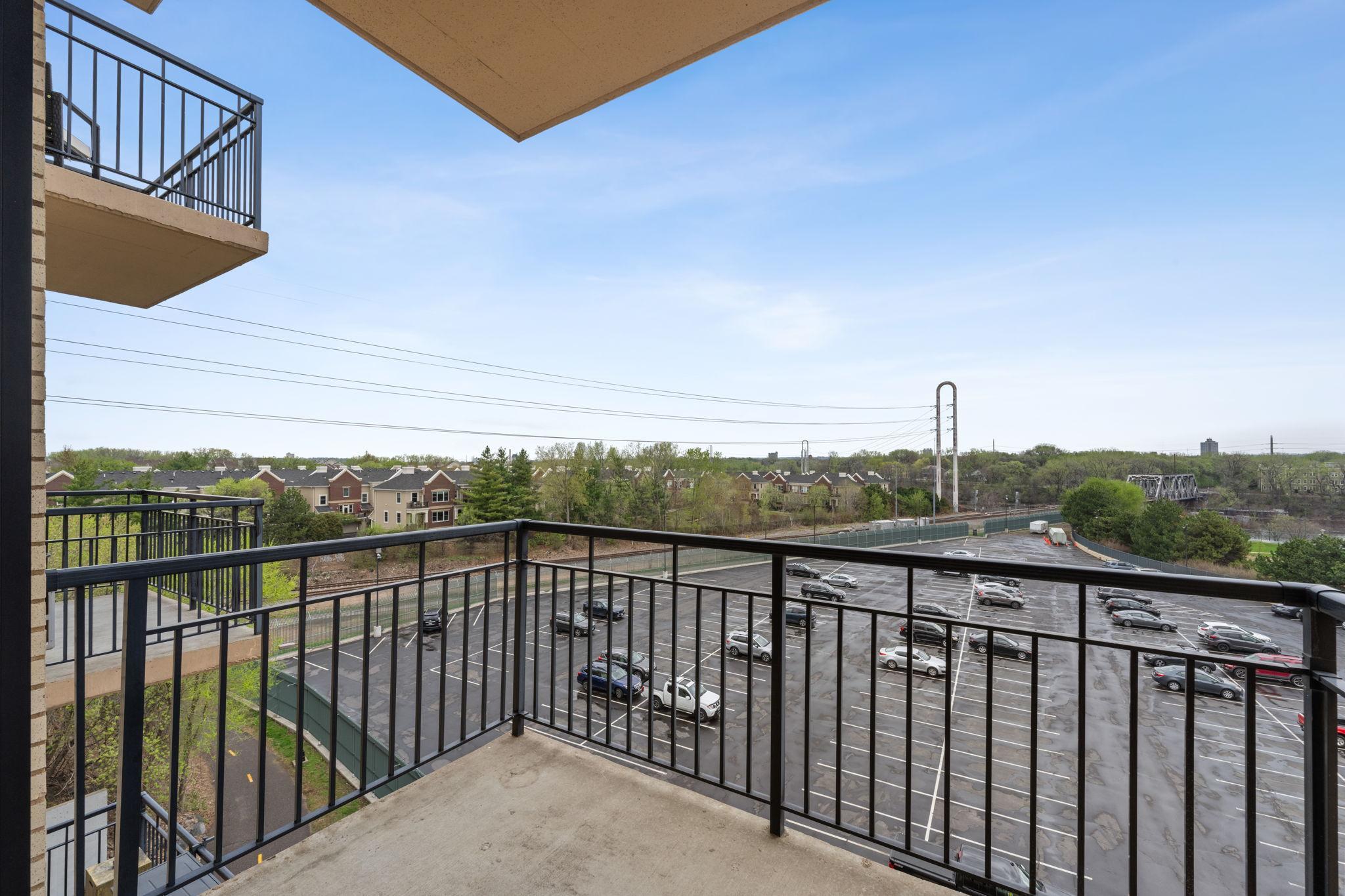 212 N 1st Street Unit: 409