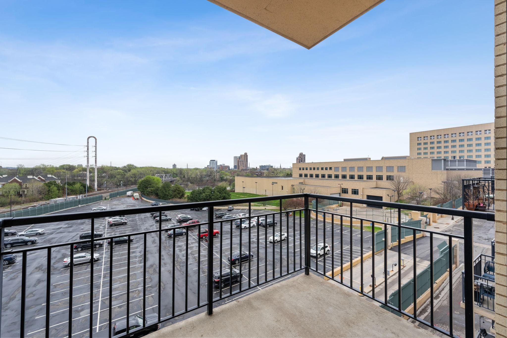 212 N 1st Street Unit: 409