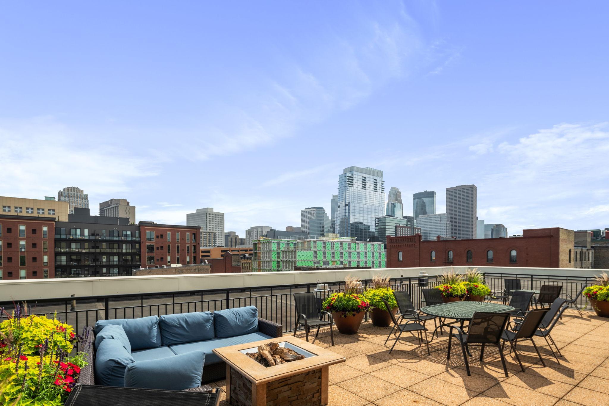 212 N 1st Street Unit: 409