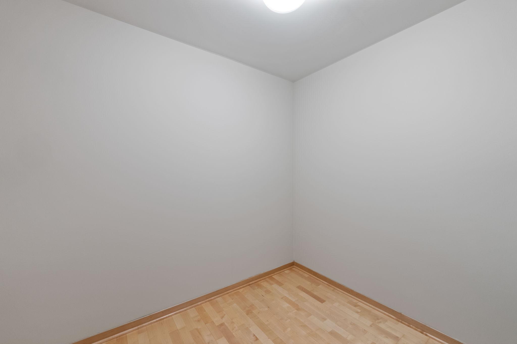 212 N 1st Street Unit: 409