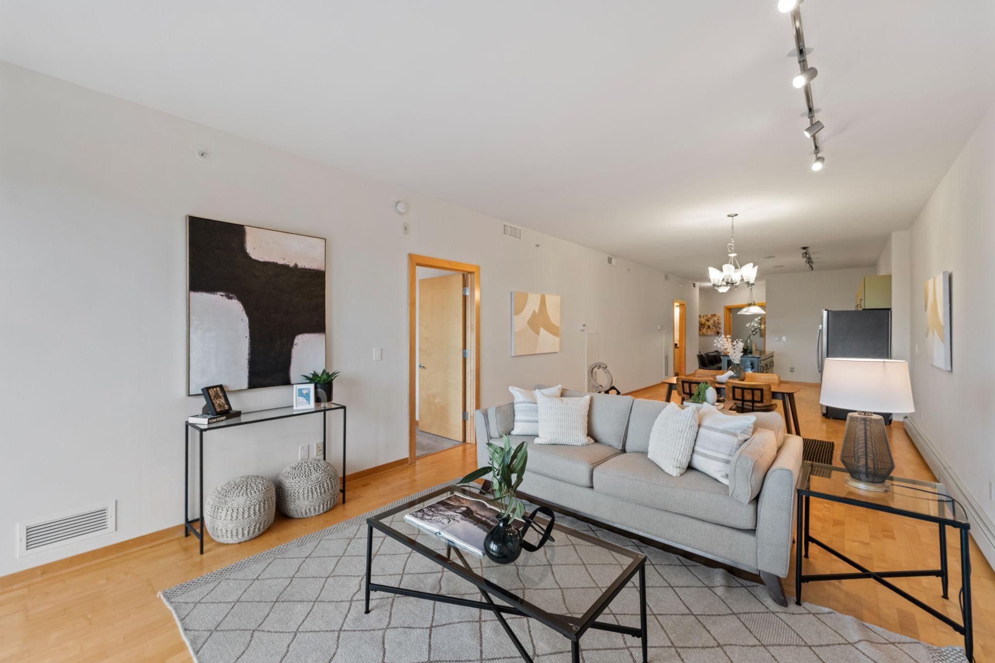 212 N 1st Street Unit: 409