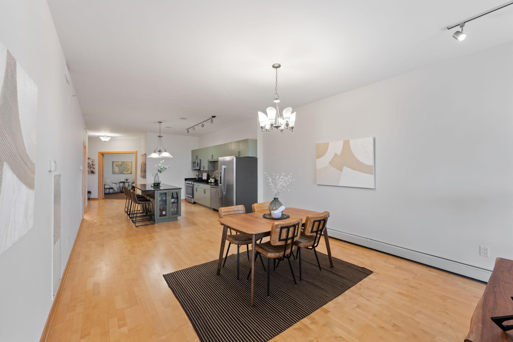 212 N 1st Street Unit: 409