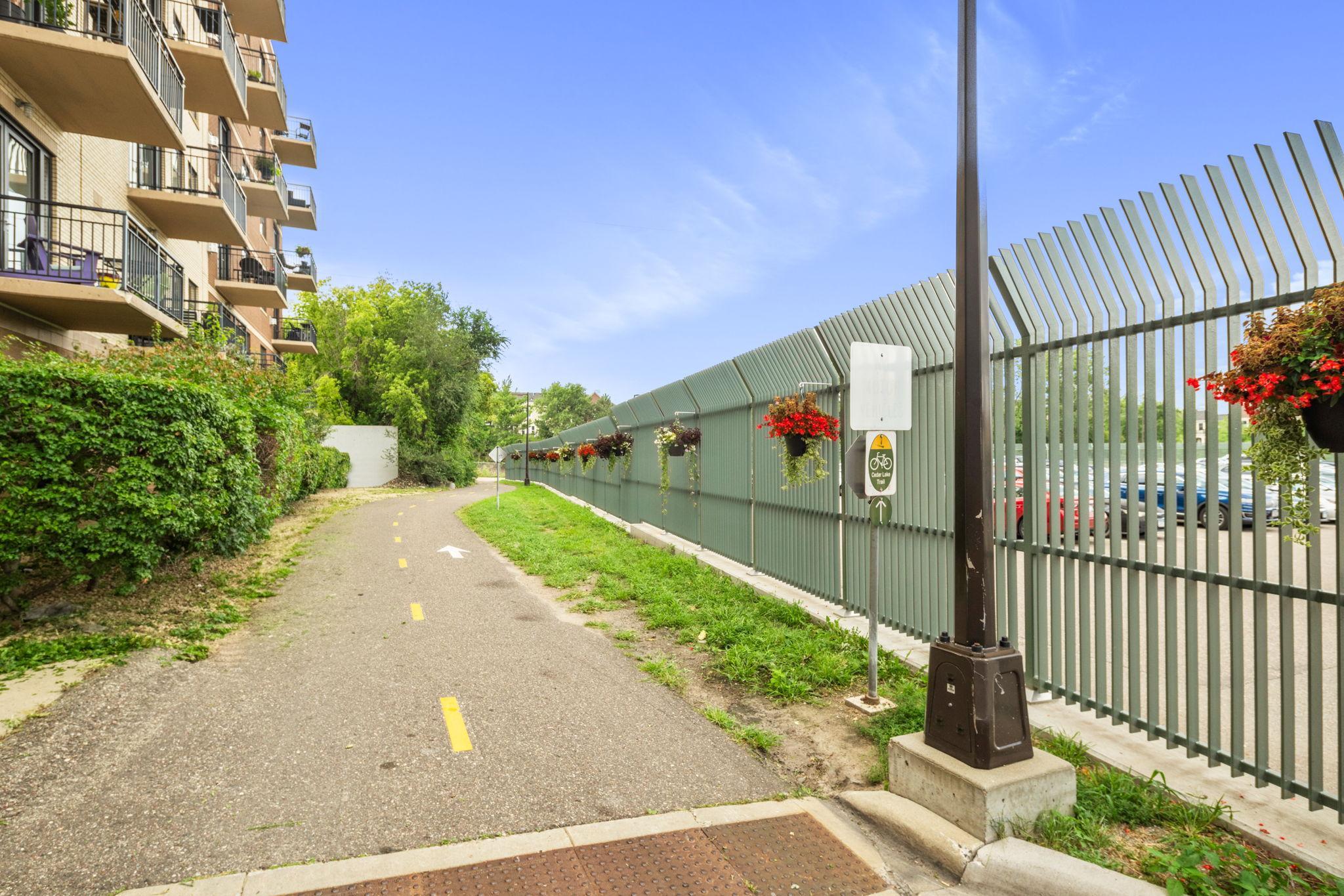 212 N 1st Street Unit: 409