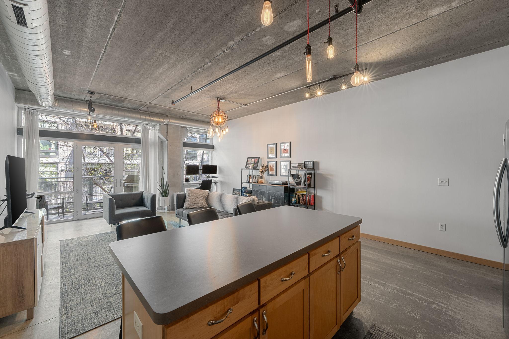 710 N 4th Street Unit: W210