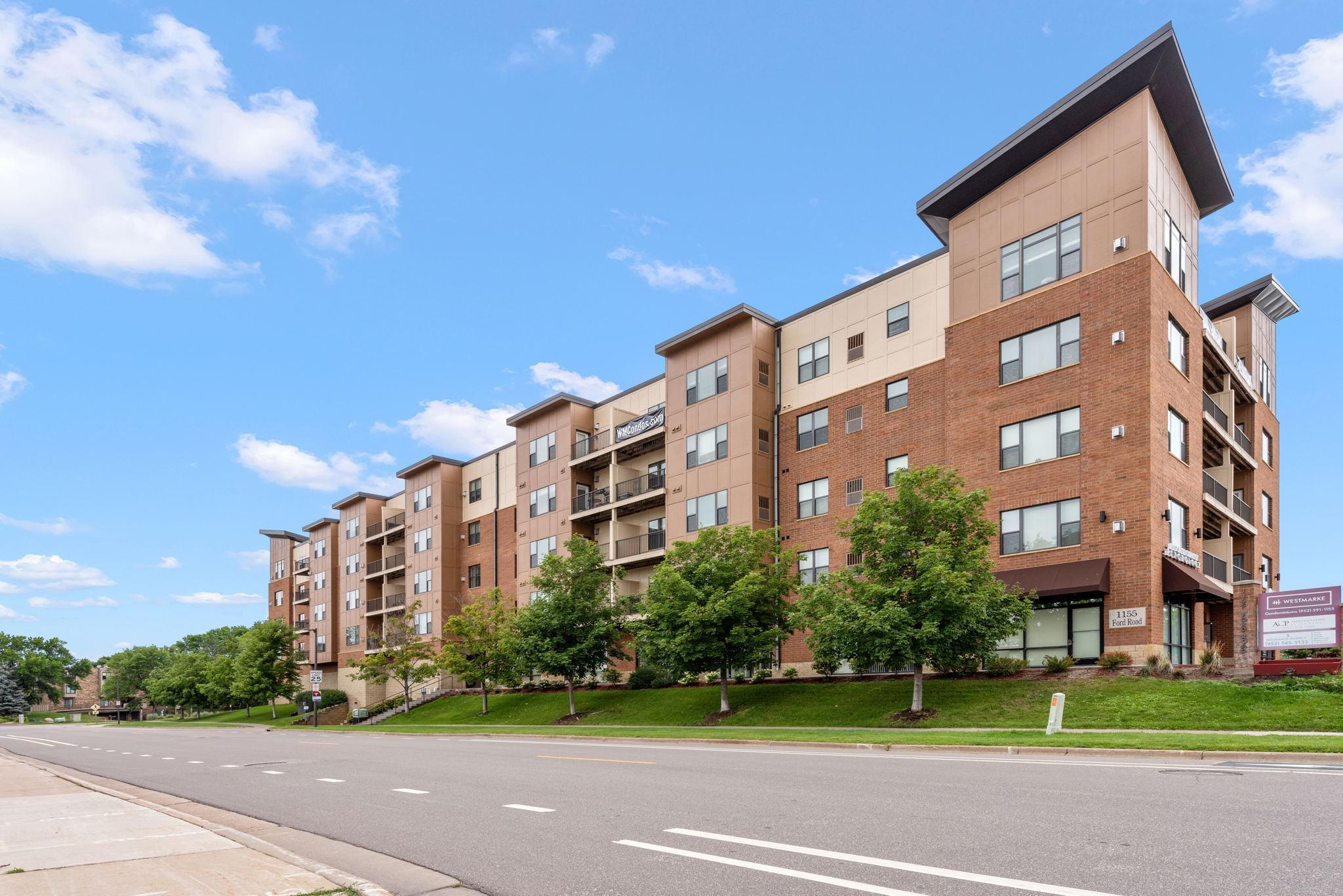 1155 Ford Road Unit: 402