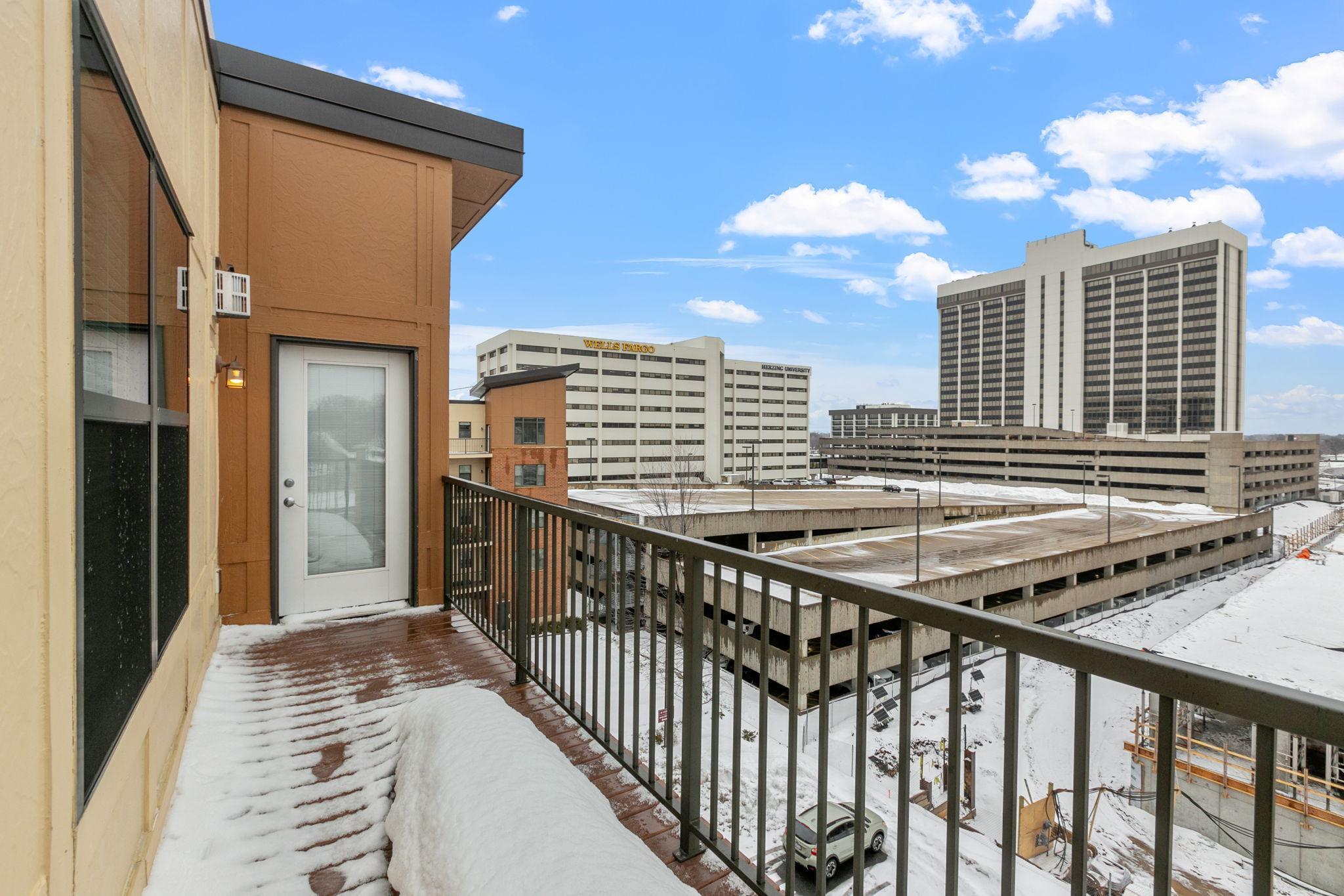 1155 Ford Road Unit: 512